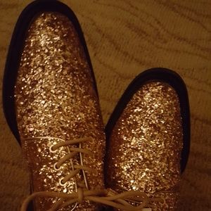 Meet your Posher, JC